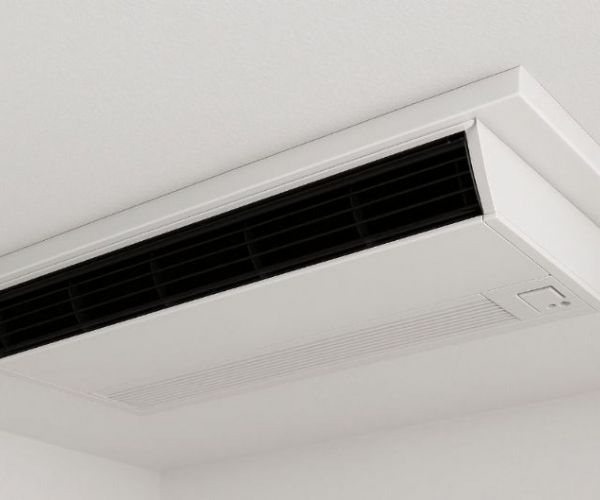 吊隱式冷氣優缺點比較，定期清洗保養讓冷房更安靜省電